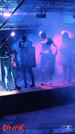 DMASK_Stage_084.jpg