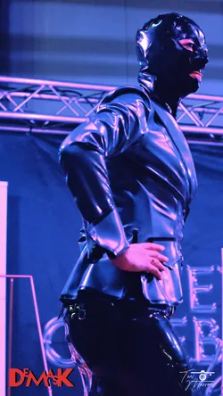 DMASK_Stage_019.jpg